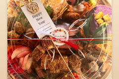 新年明けましておめでとう御座います。本年も宜しくお願いします。1/3土曜より通常営業となります。